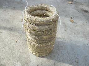 Slaměný kruh - Slaměný kruh